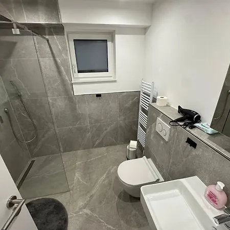 Mit Netflix Nahe Badewelt & Museum Appartamento Sinsheim