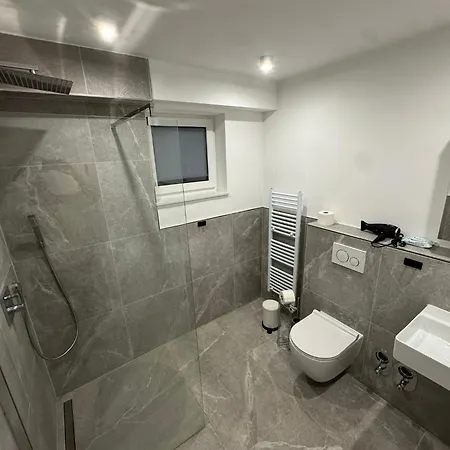 Mit Netflix Nahe Badewelt & Museum Appartamento Sinsheim